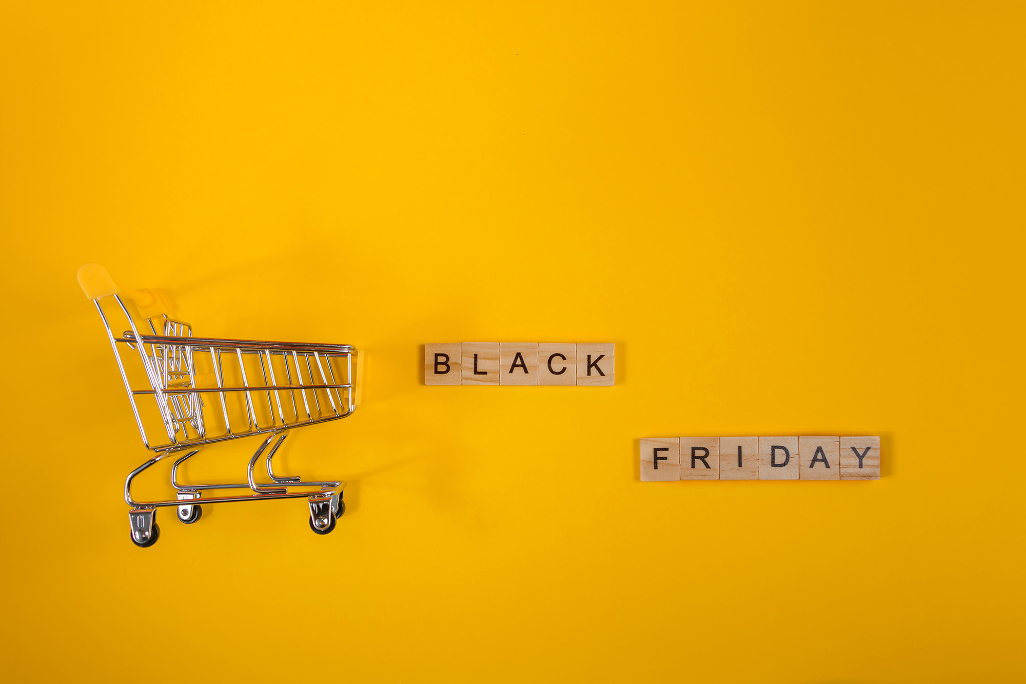 sale-and-black-friday-concept-mini-shopping-cart-2023-11-27-05-32-48-utc